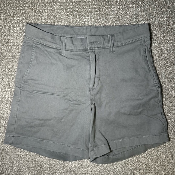 Roundtree & Yorke Pants - Roundtree & Yorke Charcoal Shorts